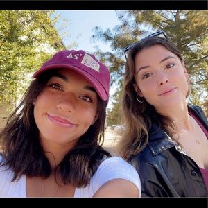 Meet your Posher, Amelia